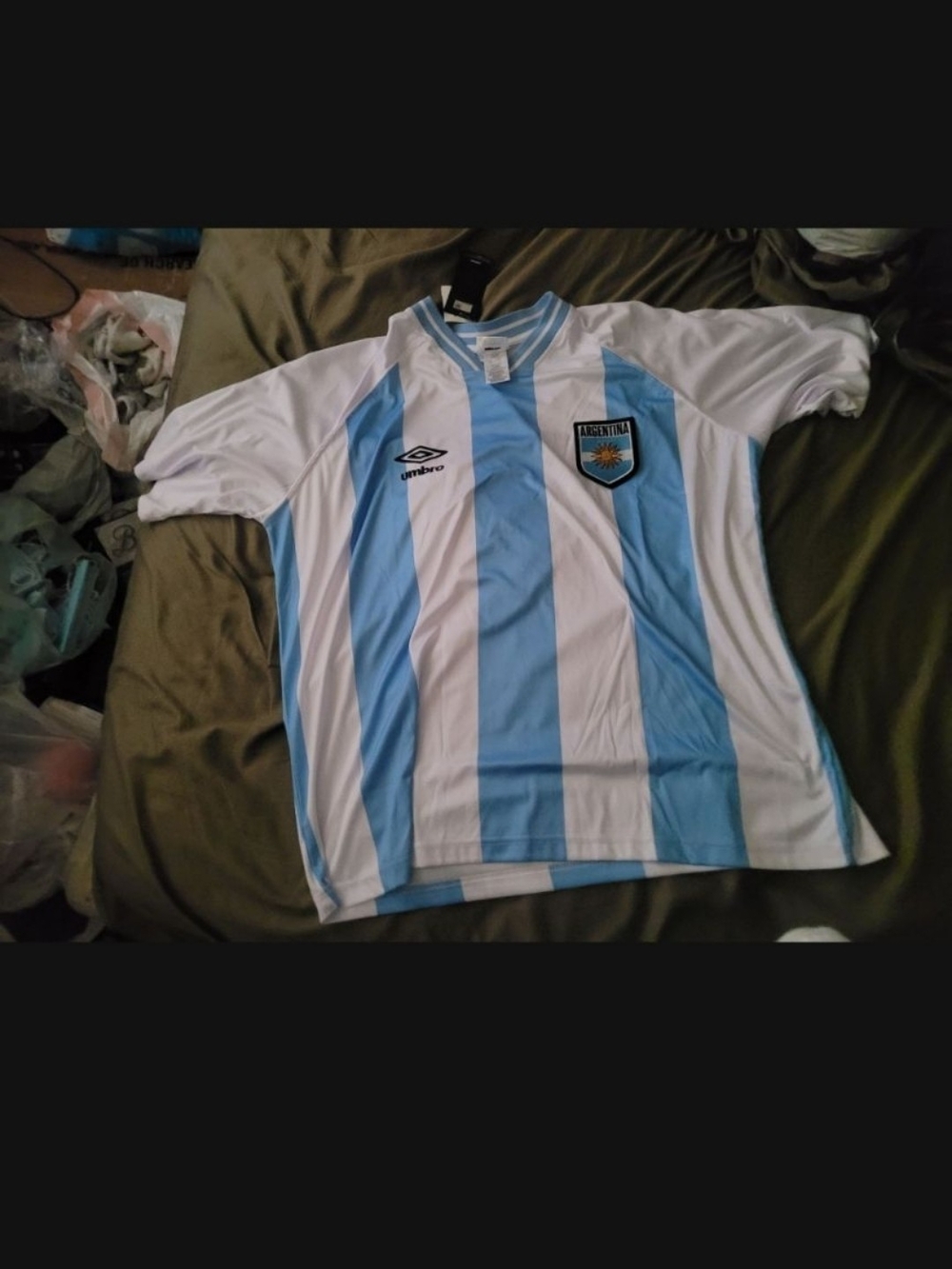 Used Only Worn Once Like-New Men's Umbro Argentina Soccer Futbol Jersey Size L